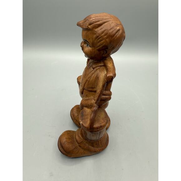 “Vintage Faux Wood Plastic Figurine 7” Boy w/ Buckets Made in Hong Kong - Picture 4 of 6